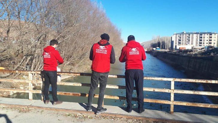 Yaban ördekleri Çoruh Nehri’ni mesken tuttu G3