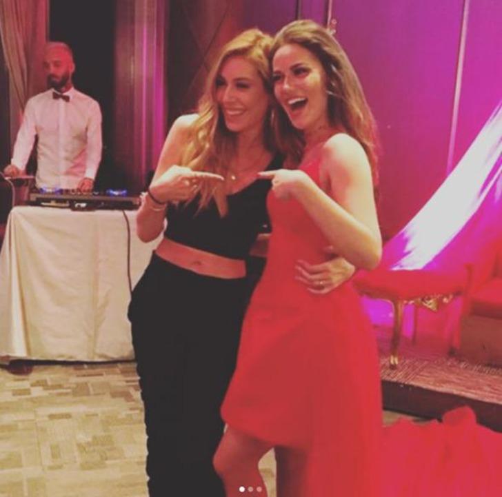 Fahriye Evcen'in kınasında ünlü yağmuru  G4