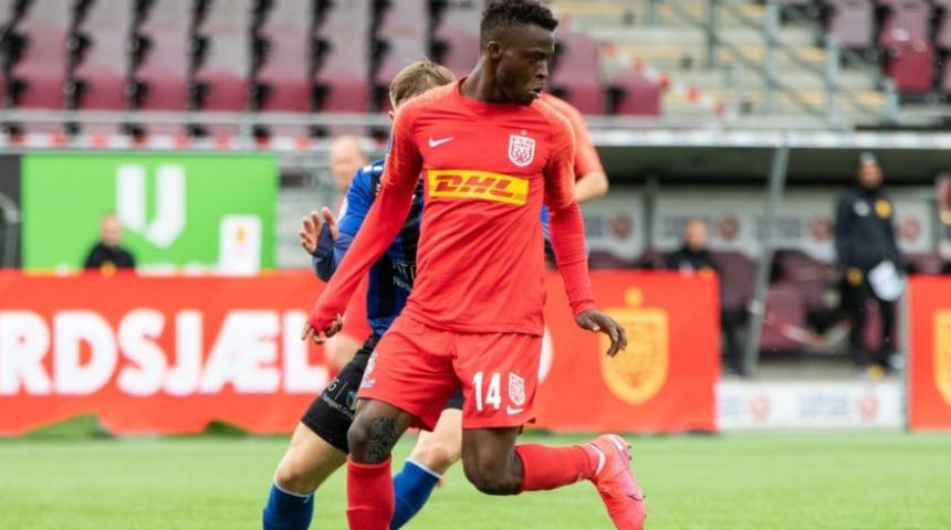 Galatasaray, Ganalı Onyekuru'yu transfer etmek i&ccedil;in d&uuml;ğmeye bastı!