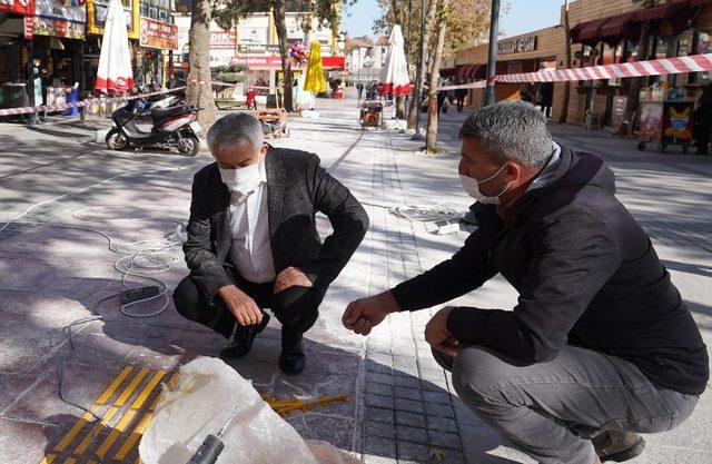 Isparta’da görme engelliler için kılavuz yol çalışması