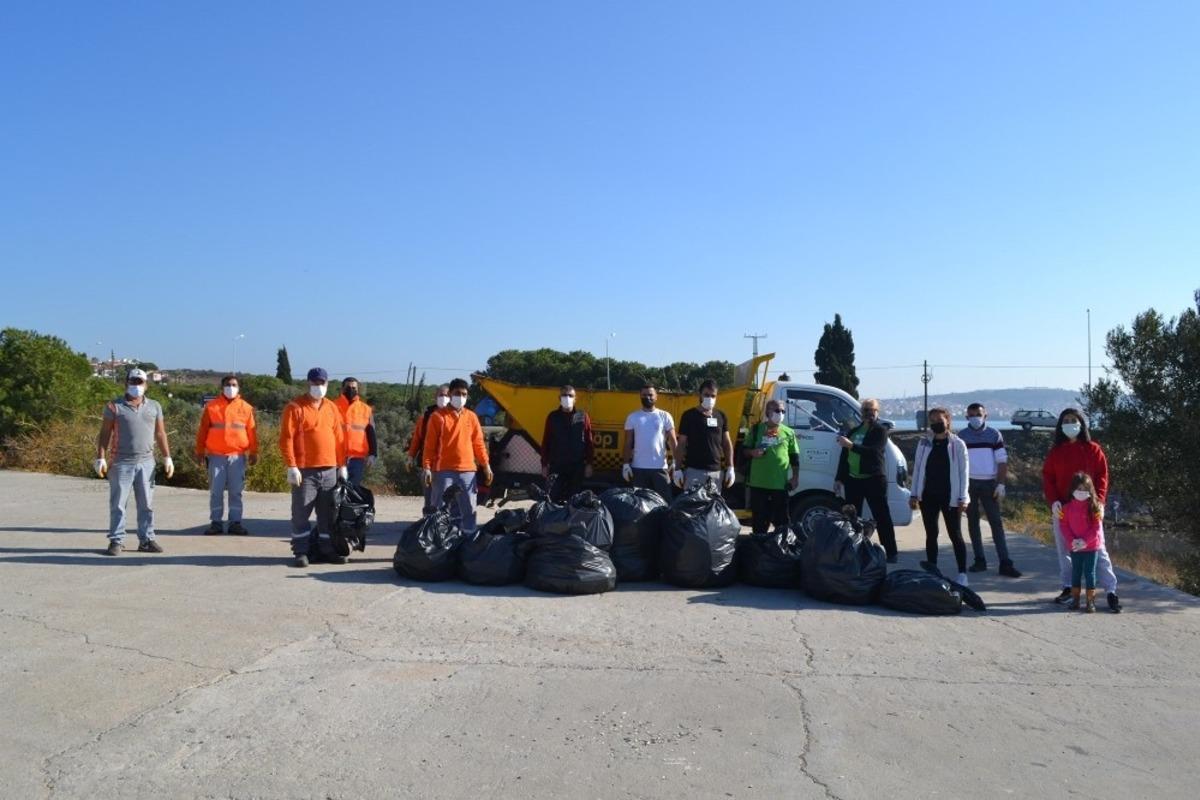 Temiz bir Ayvalık i&ccedil;in el ele verdiler