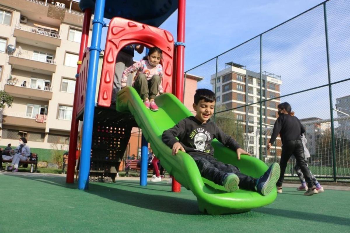 Tamamlanan spor tesisi Atalar&rsquo;a yeni soluk getirdi