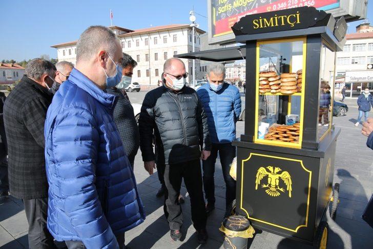 Tarihi dokuya uygun simit stantları G5