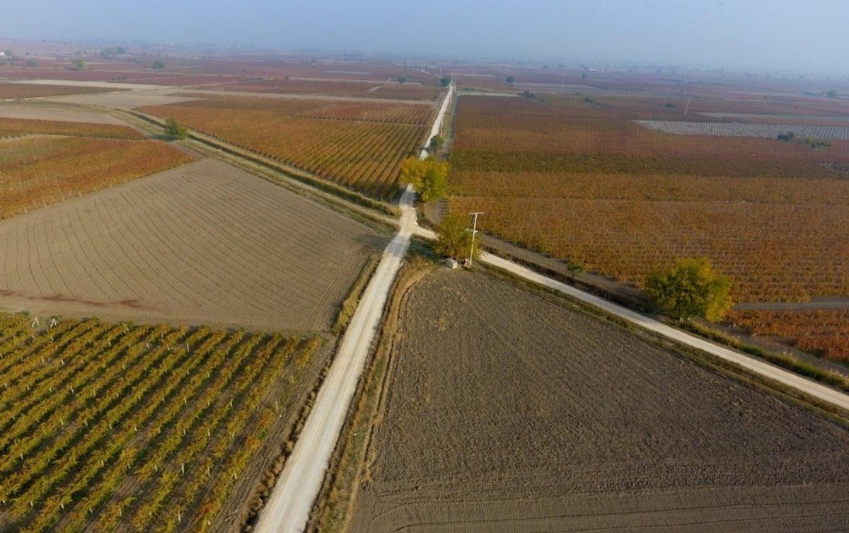 Saruhanlı Belediyesinden arazi yollarında kış bakımı