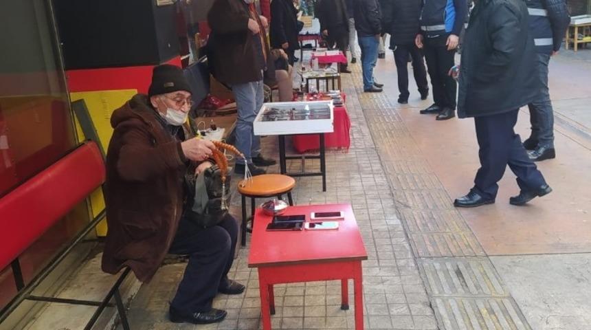 İlkadım’da izinsiz seyyar satıcılara taviz yok