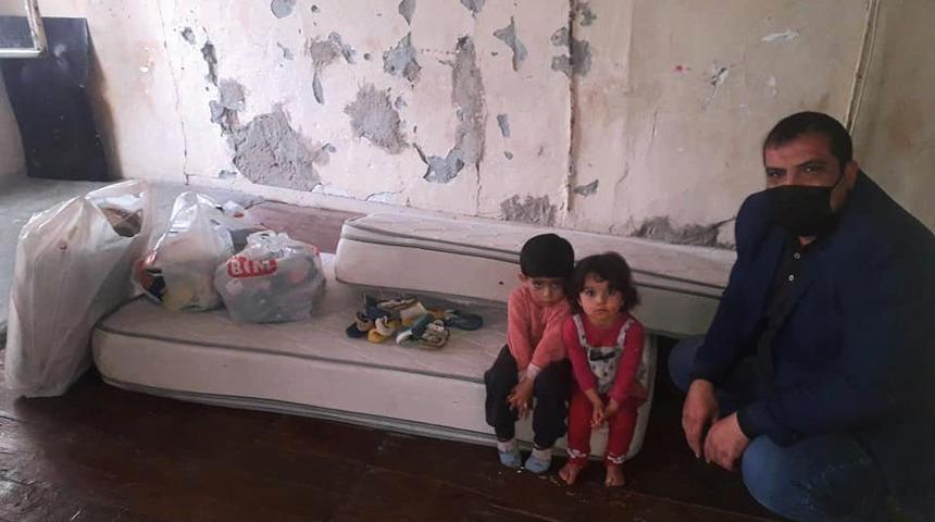 Yangın mağduru Suriyeli aileye yardım