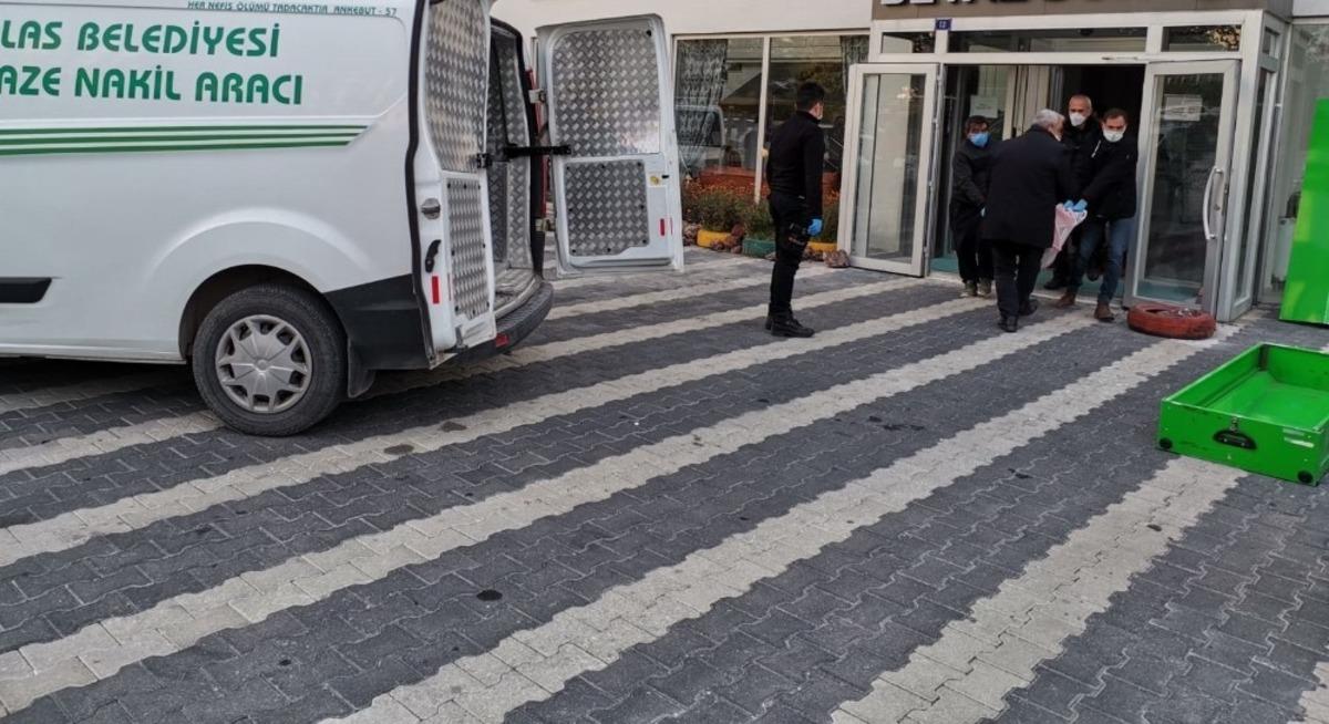 24 yaşındaki gen&ccedil; kız, kaldığı rezidansta kendini asarak hayatına son verdi