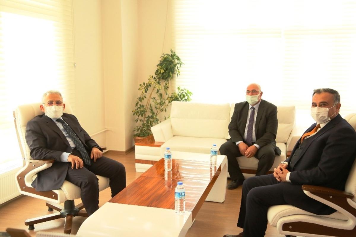 Başkan B&uuml;y&uuml;kkılı&ccedil;&rsquo;tan Develi Belediyesi&rsquo;ne ziyaret