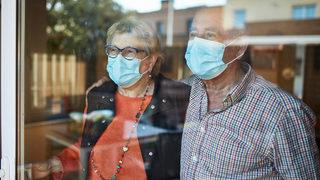 'Bağışıklığı güçlendireyim' derken bu hataya düşmeyin! Pandemide yaşlılara özel 6 önemli uyarı