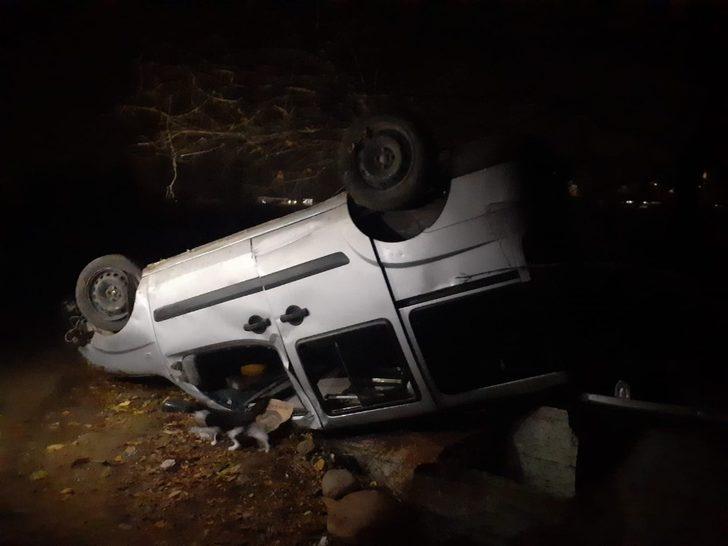 Bingöl’de araç dereye uçtu G2