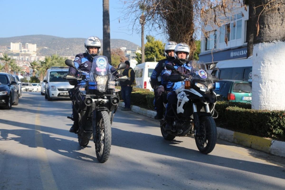 Kuşadası&rsquo;nda zabıta 1,5 yılda 19 bin 618 başvuruyu değerlendirdi