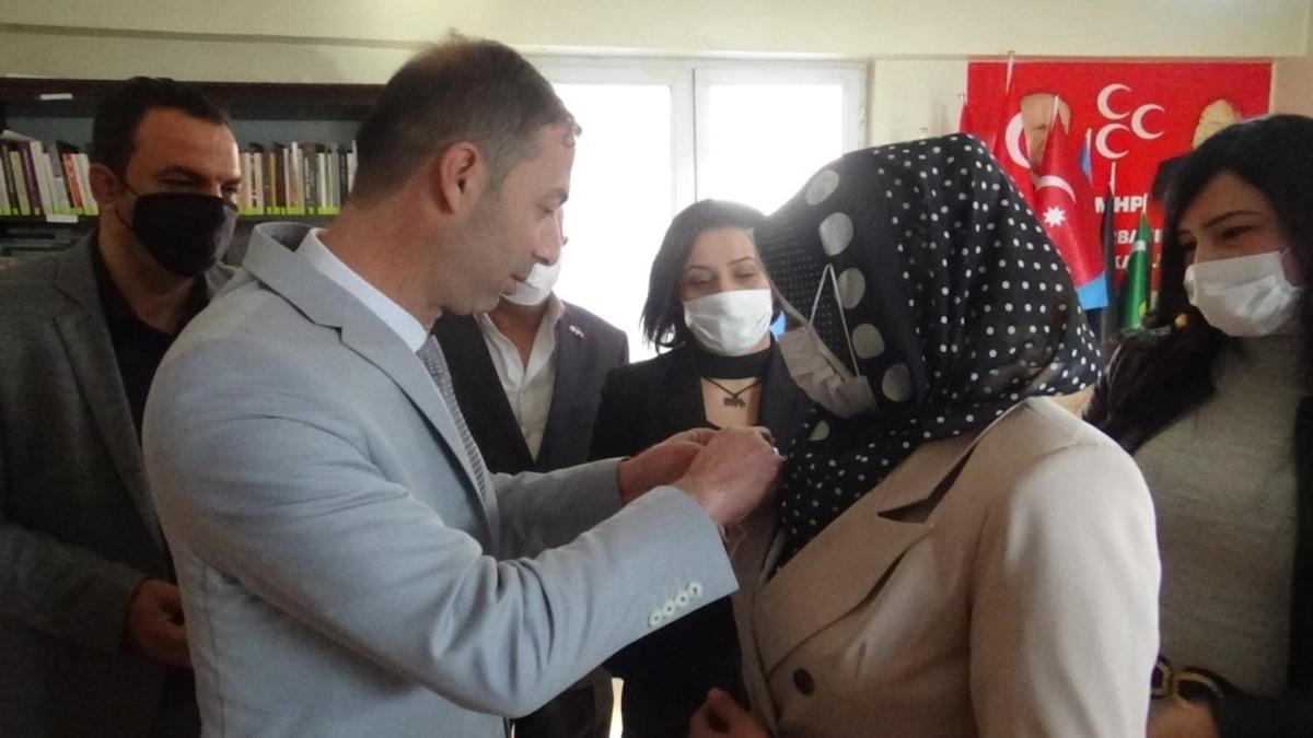 MHP Diyarbakır Kadın Kolları Başkanı değişti, Milliyet&ccedil;i Anneler Birliği toplu olarak partiye katıldı