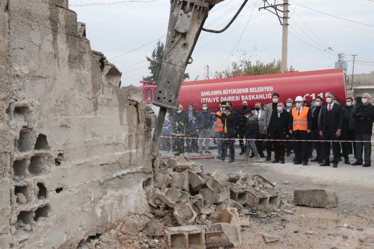 Eyy&uuml;biye yeniden inşa ediliyor