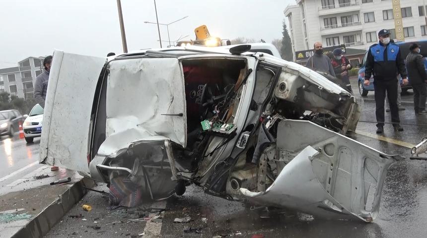 Yalova’da zincirleme kaza! 6 araç birbirine girdi: 1 ölü, 10 yaralı