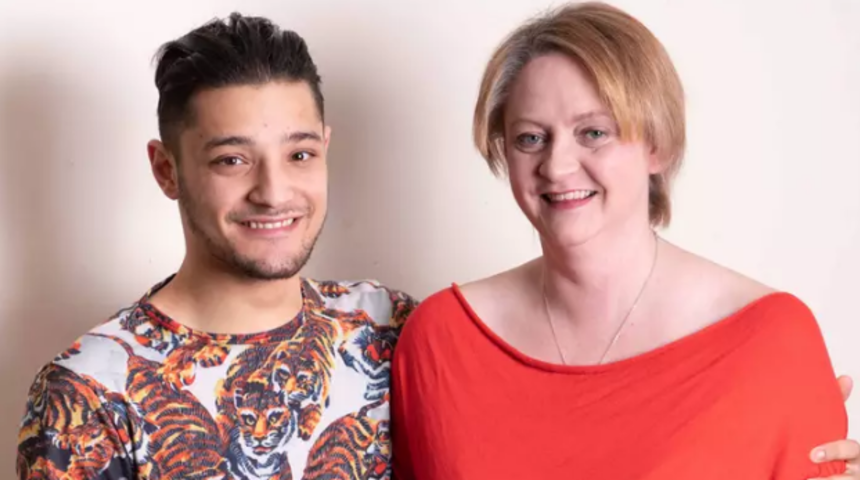 Oğlunun en yakın arkadaşına aşık oldu