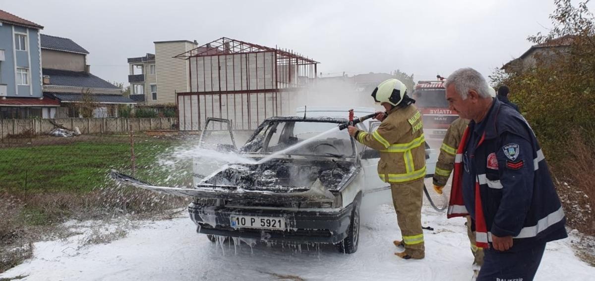 Susurluk&rsquo;ta kontak yapılan otomobil kullanılamaz hale geldi