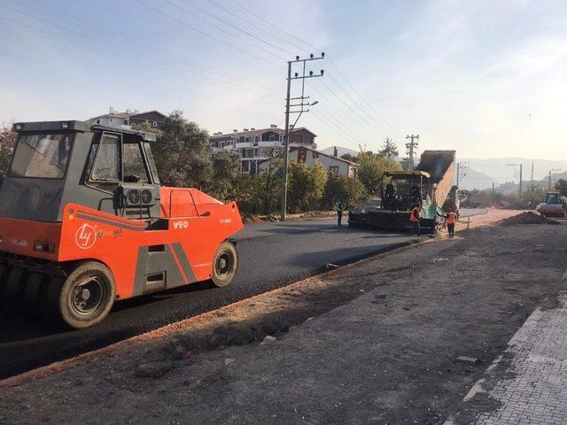 Gölcük’de dönel kavşak çalışması tamamlandı