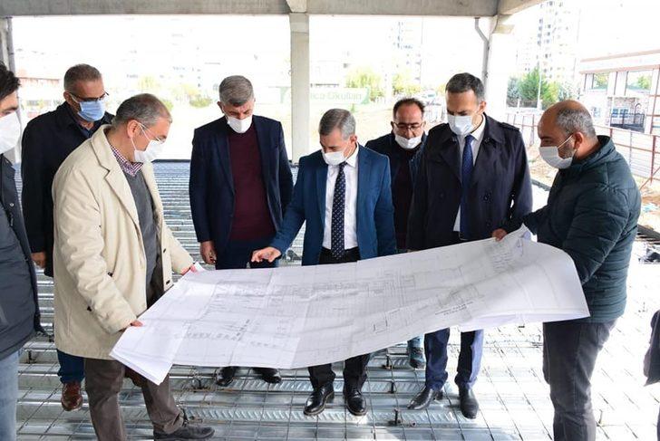 Yeşilyurt Belediyesi Çilesiz semt pazarı ve yaşam merkezi hızla yükseliyor G2