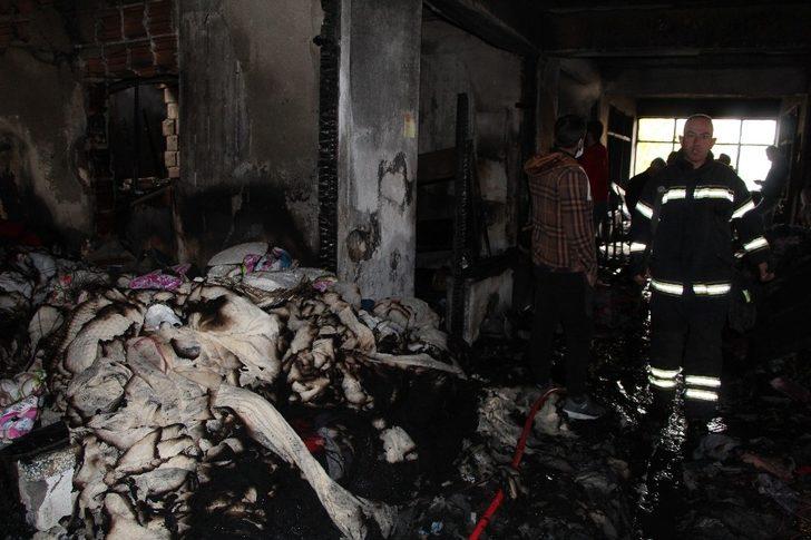 Bir katı yanan iş hanında 1 milyonluk zarar oluştu G3