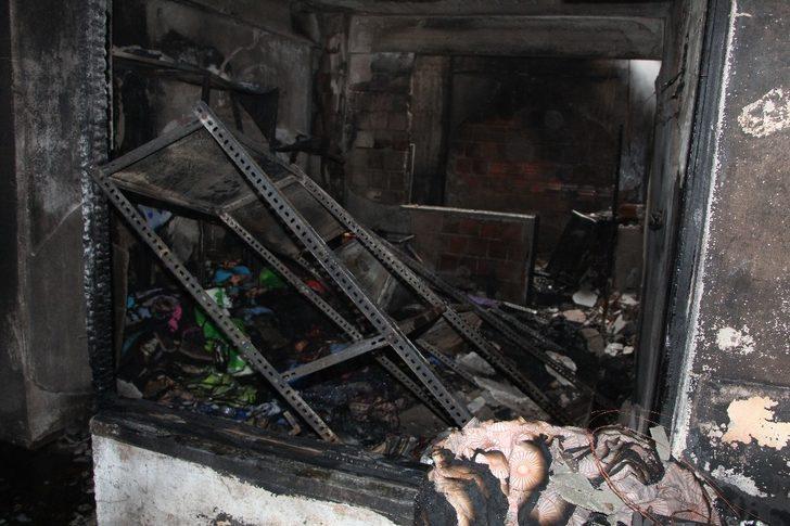 Bir katı yanan iş hanında 1 milyonluk zarar oluştu G5