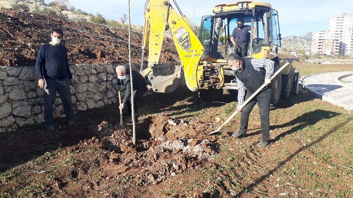 Kozan’da atıl durumdaki parklar yenileniyor G1