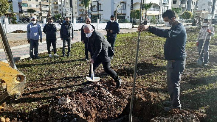 Kozan’da atıl durumdaki parklar yenileniyor G3