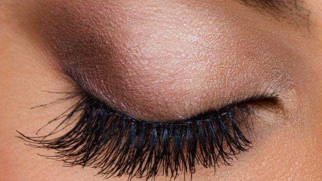 Saçı ve kirpikleri kısa sürede uzatıyor! Masamızın vazgeçilmezi çayı...