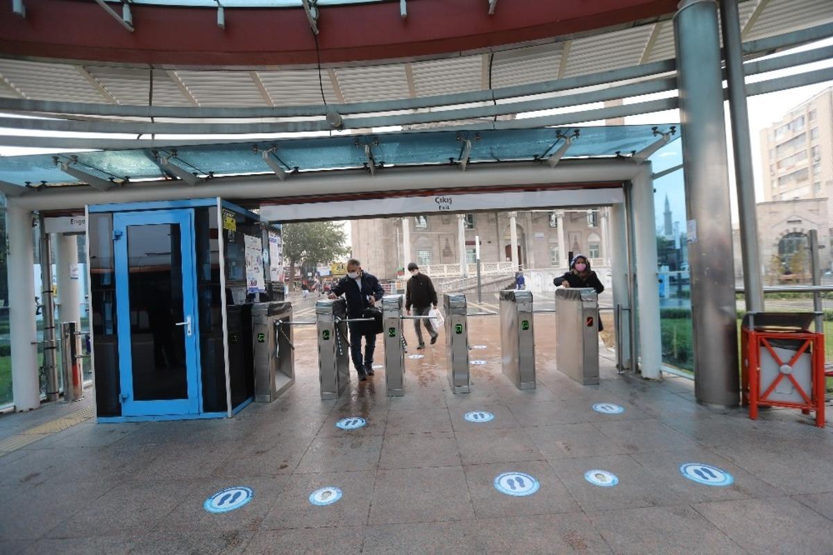 Koronasız g&uuml;venli ulaşım i&ccedil;in HES kodu hayata ge&ccedil;ti