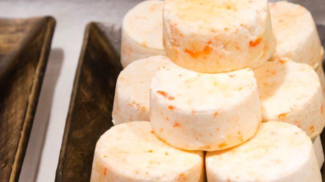 Ev yapımı tuvalet tableti! Temizlik patlaması yaşatacak