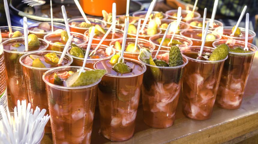 Lahana turşusu suyu mucizesi: Turşu suyuyla gargara yaparsanız...