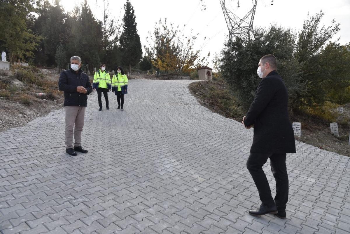 B&uuml;y&uuml;kşehirden Aşağı Kayapınar Mezarlığında kilit parke &ccedil;alışması