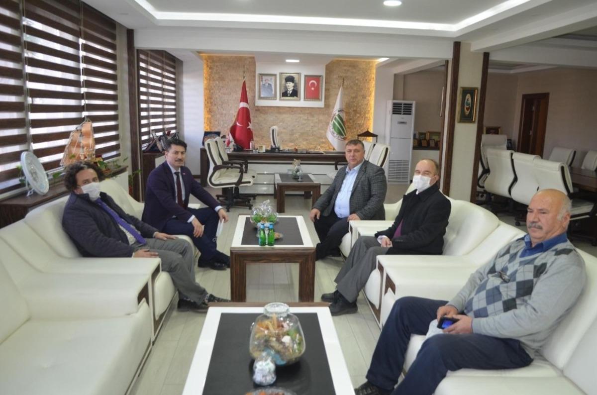 M&uuml;d&uuml;r G&uuml;m&uuml;ş, Beylikova Tarımsal Kalkınma Kooperatifi&rsquo;nde incelemelerde bulundu