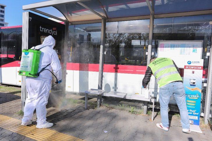 Canik’ten duraklara dezenfektan stantları G2