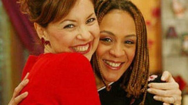 Yeni Sihirli Annem'de Defne Joy Foster'ın Eda rolü Tara Mcmillan'ın oldu