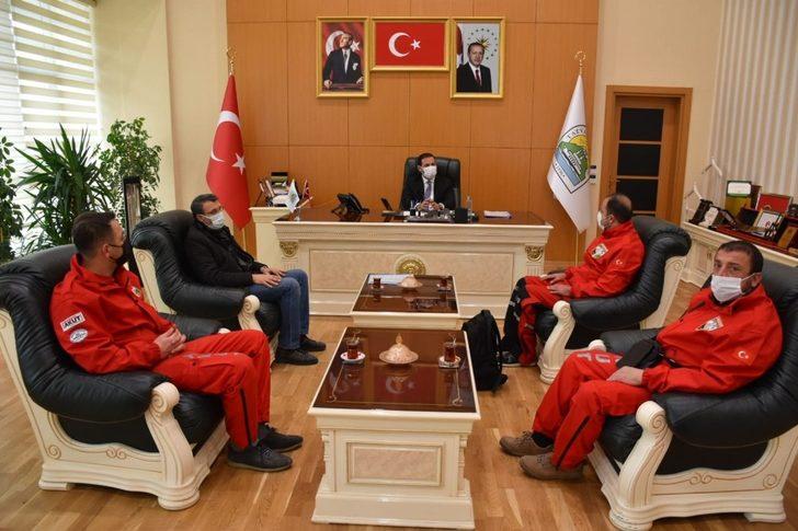 AKUT’tan Başkan Geylani’ye ziyaret G2