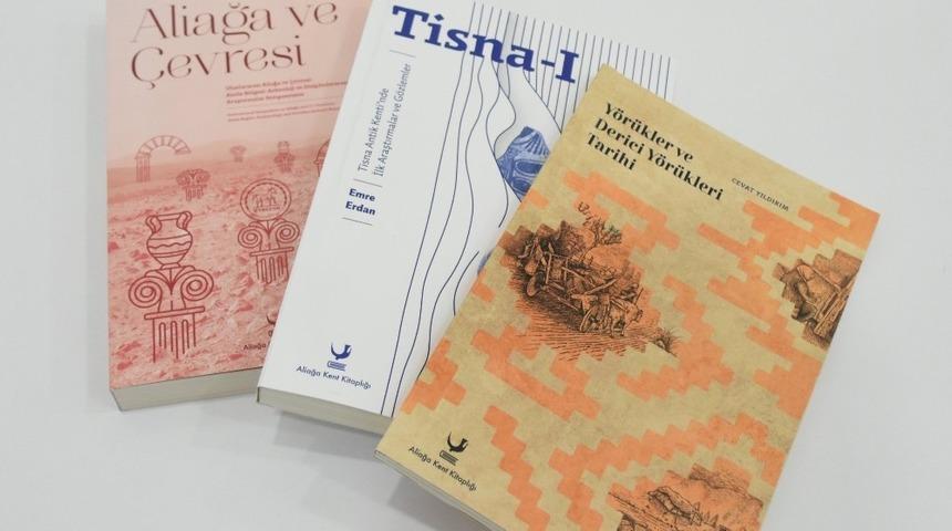 Aliağa&rsquo;da &uuml;&ccedil; kitap, yeni yılda okuyucuyla buluşuyor