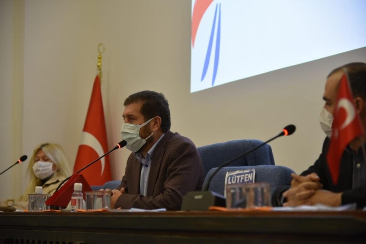 Sındırgı&rsquo;da eski başkanın ismi Y&uuml;reğil&rsquo;de yaşayacak