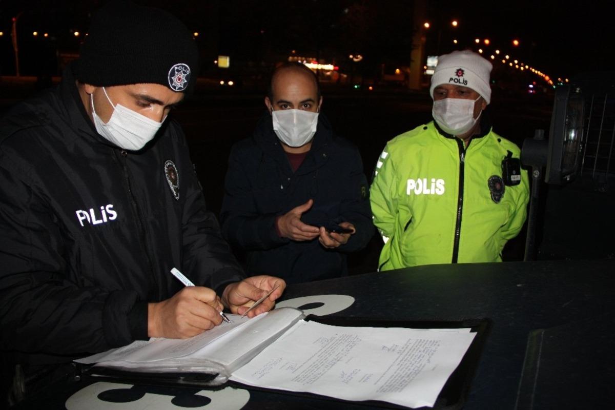 Diyarbakır&rsquo;da sokağa &ccedil;ıkma kısıtlaması başladı