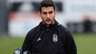 Necip Uysal'dan ince gönderme