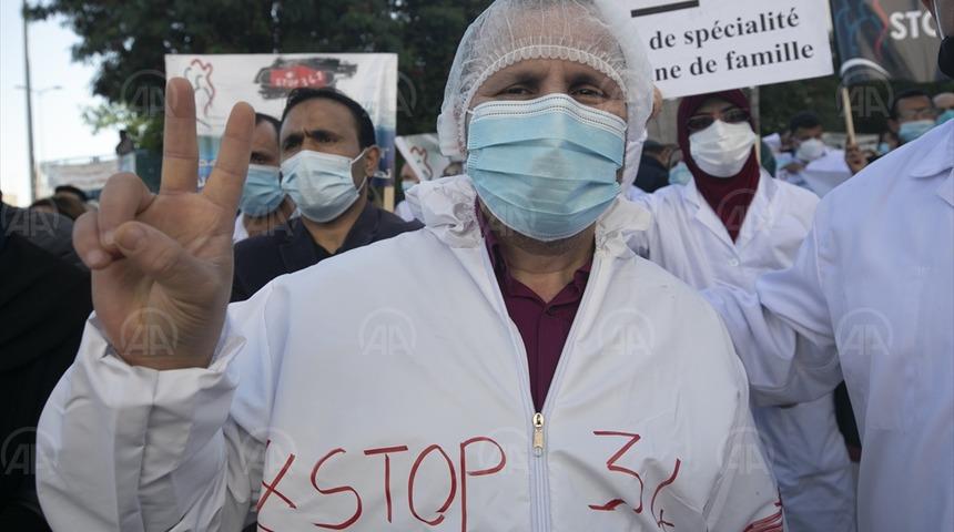 Tunus'ta doktorlar genel greve gitti
