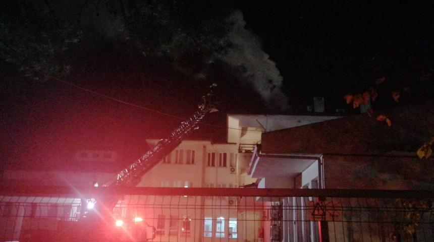 Muğla'da huzurevinin bacasında çıkan yangın korkuttu