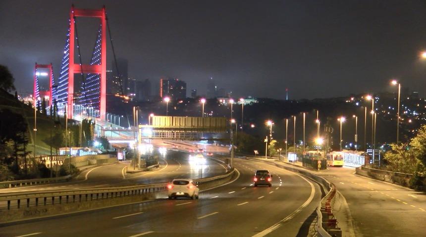 Sokağa çıkma kısıtlaması saat 05.00'te sona erdi, hayat yeniden başladı