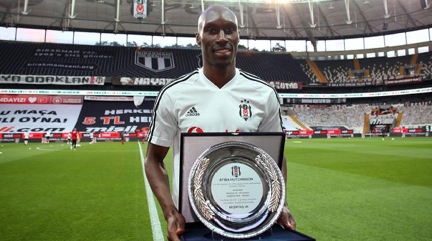 Atiba, Beşiktaş'tan ayrılacağı tarihi açıkladı