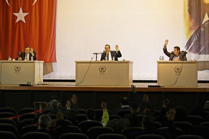 Akhisar Belediye Meclisi’nden esnafa tam destek G4