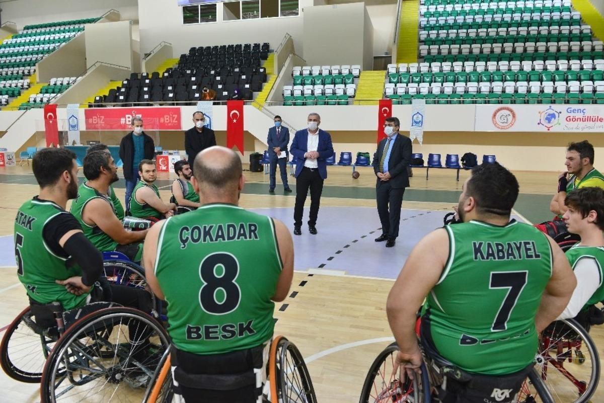 Başkan Yılmaz&rsquo;dan &lsquo;Engelsiz Yaşam Merkezi&rsquo; m&uuml;jdesi