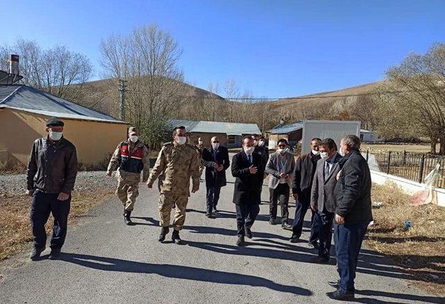 Kaymakam Arslantürk, sokağa çıkma kısıtlamasına uyulup uyulmadığını denetleyerek köylerde incelemede bulundu