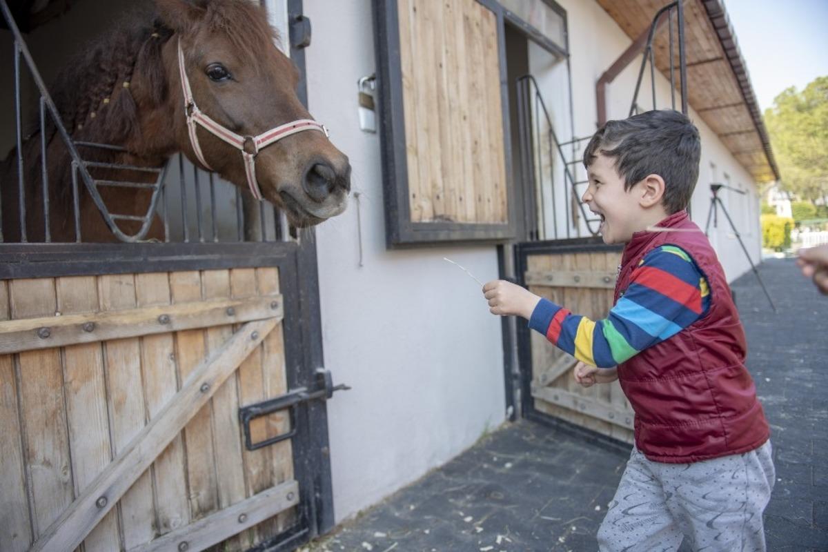 Engelsiz Yaşam Merkezinde uzman eğitimcilerle engeller kaldırılıyor