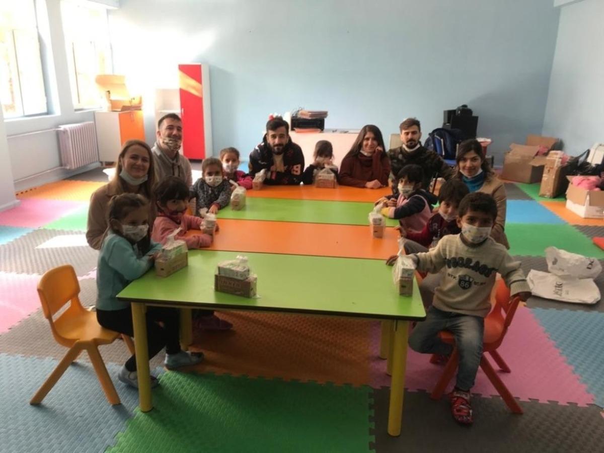 İzmir&rsquo;den Diyarbakır&rsquo;a kardeşlik k&ouml;pr&uuml;s&uuml;