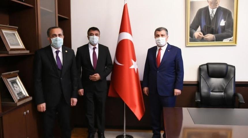 Milletvekili Arvas, yatırım projelerini Sağlık Bakanı Koca&rsquo;ya g&ouml;r&uuml;şt&uuml;