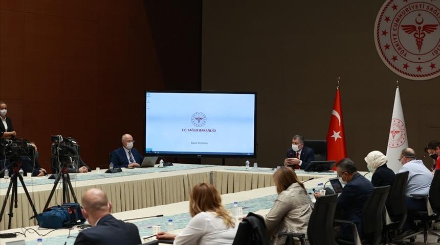 Bilim Kurulu, 'aşı' gündemiyle bugün toplanıyor